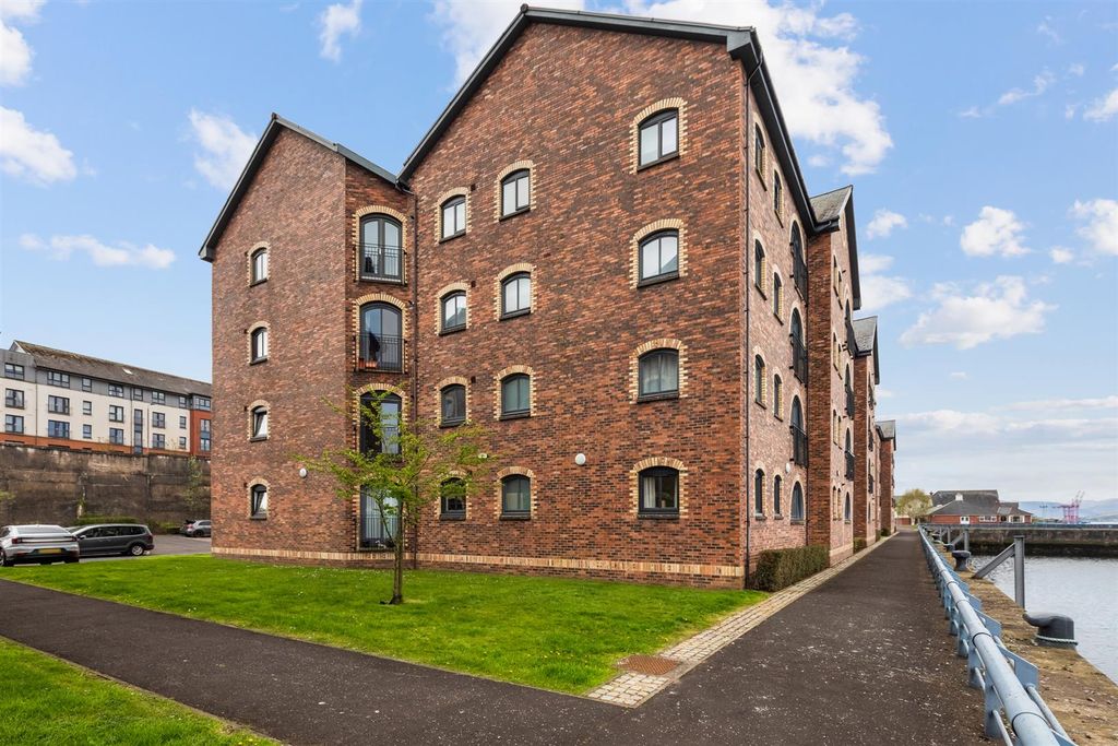 2 bed flat for saleJames Watt Way, Greenock PA15
