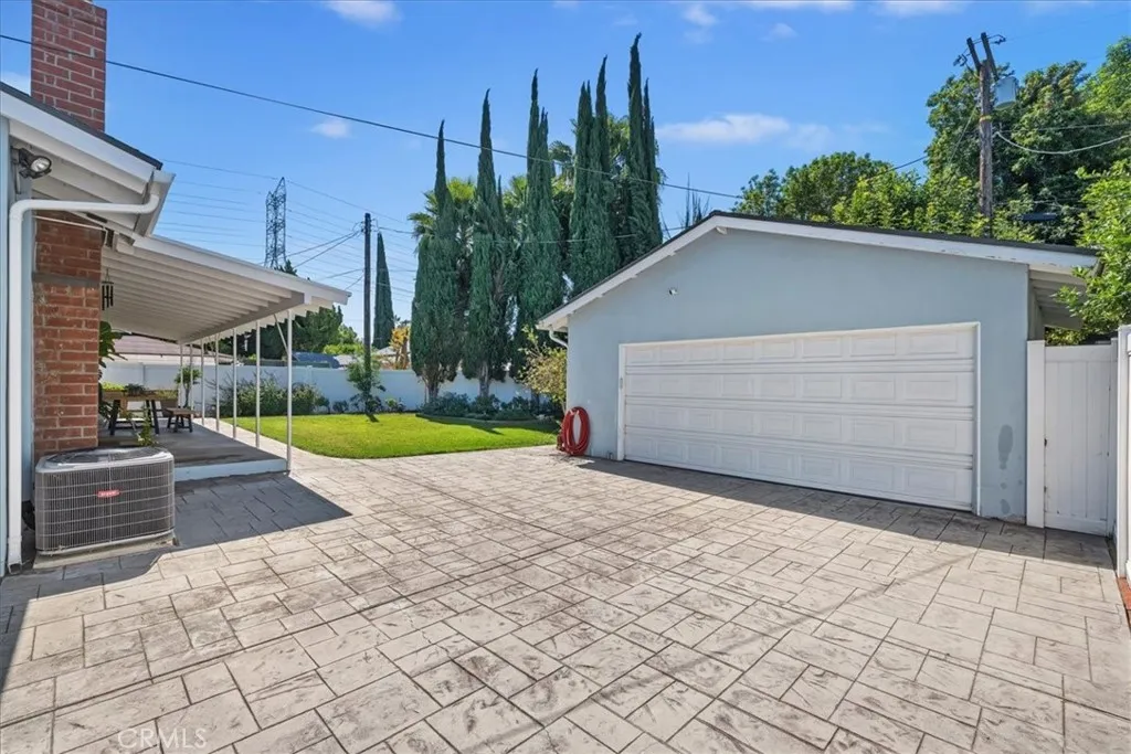 Additional image 33 of 19010 Community St, Northridge, CA 91324