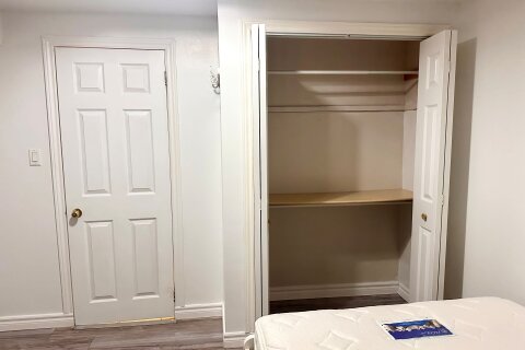 Additional image 8 of Lower-194 Cedarbrae Avenue, Waterloo, ON, N2L 4S5
