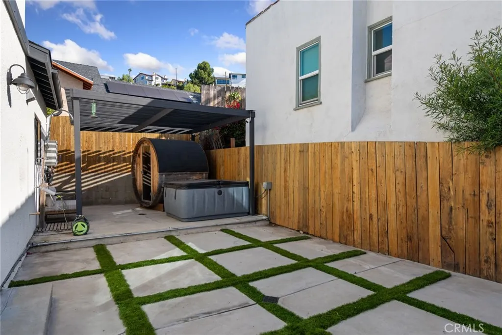 Additional image 29 of 411 Ulysses Street, Los Angeles, CA 90065