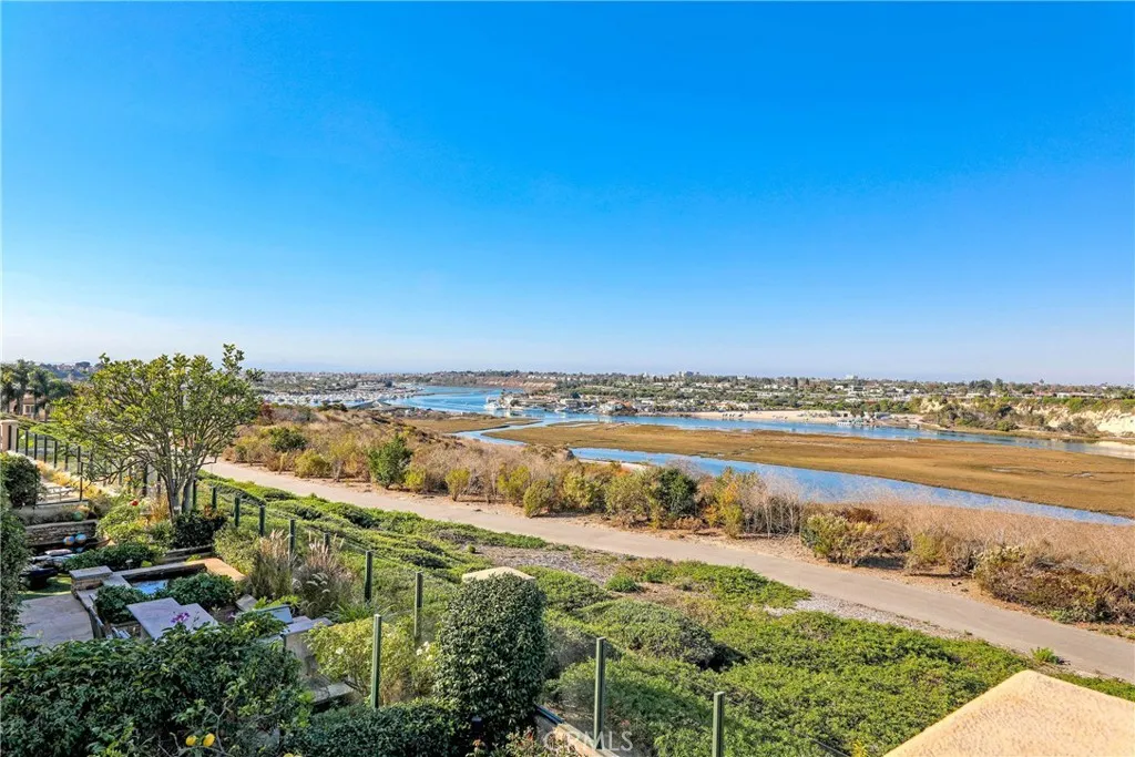 Additional image 31 of 2102 Vista Entrada, Newport Beach, CA 92660