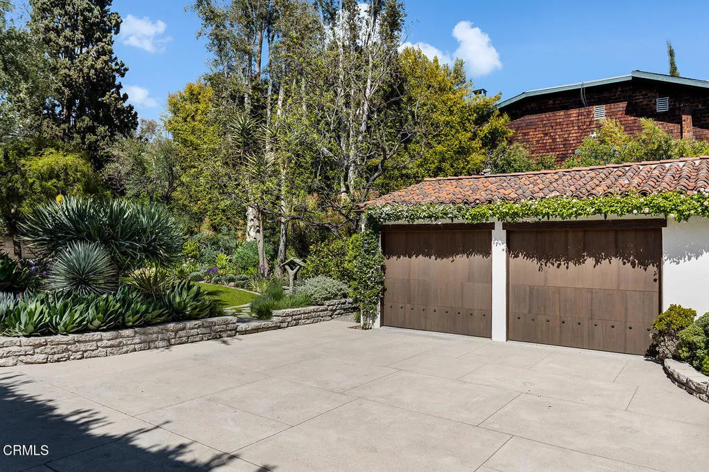 Additional image 54 of 546 La Loma Road, Pasadena, CA 91105
