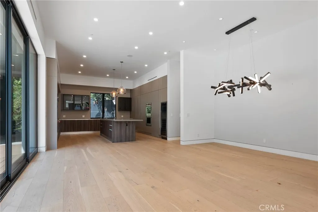 Additional image 12 of 4653 Vanalden Avenue, Tarzana, CA 91356