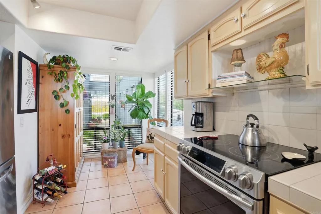 Additional image 17 of 1051 Freedom Court, Del Mar, CA 92014