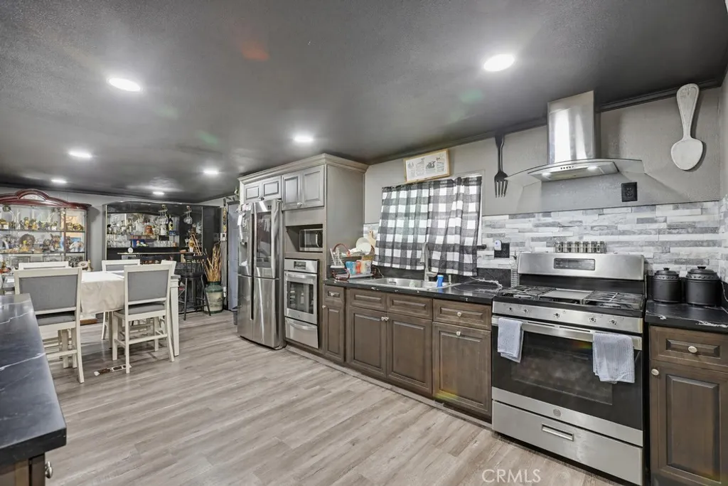 Additional image 19 of 300 N Rampart St Unit 50, Orange, CA 92868