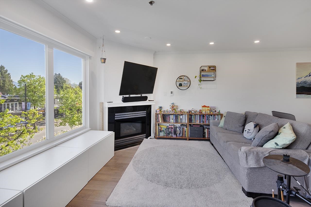 Additional image 2 of 207-3280 Broadway W, Vancouver, BC, V6K 2H4