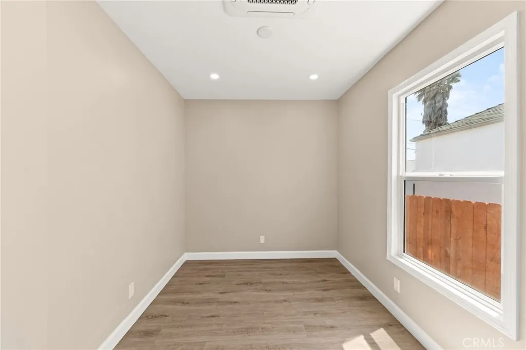 Additional image 24 of 6014 Alviso Ave, Los Angeles, CA 90043