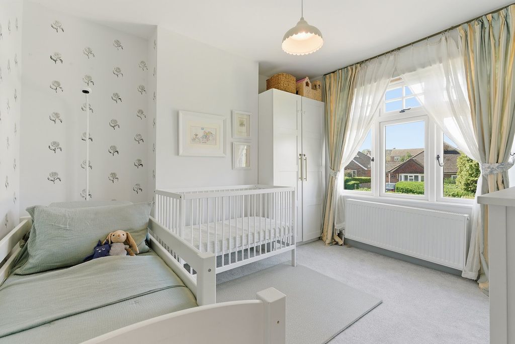 Additional image 18 of 4 bed semi-detached house for saleSt. Johns Road, Penn, Buckinghamshire HP10