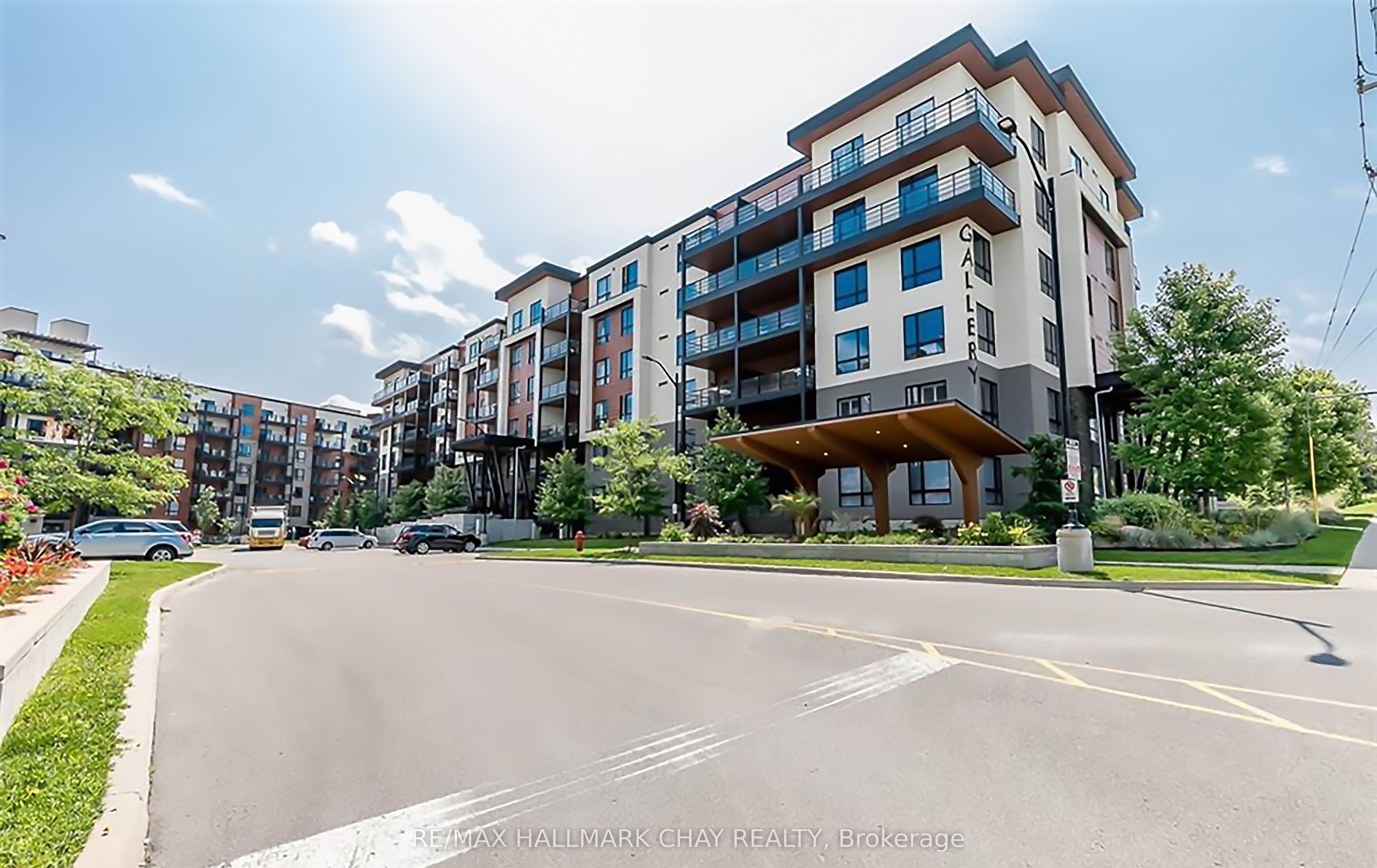302-306 Essa Road, Barrie, ON, L9J 0H5
