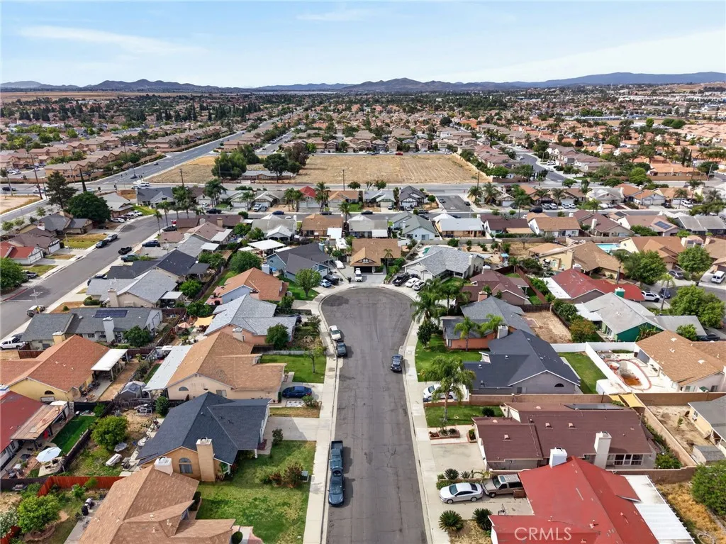 2498 Majestic Prince Court, Perris, CA 92571