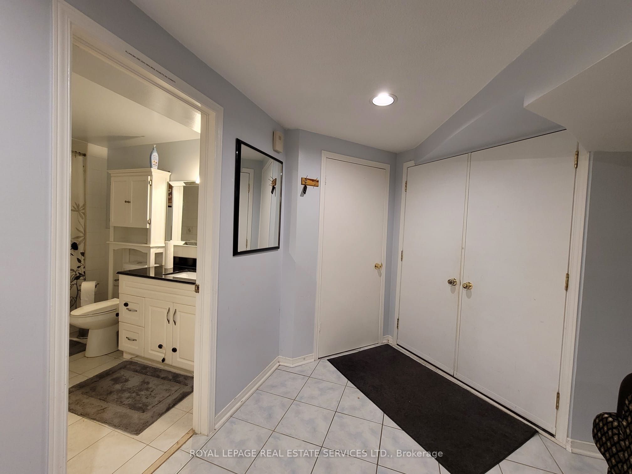 Additional image 4 of Bsmt-323 Winfield Terrace, Mississauga, ON, L5R 1N6