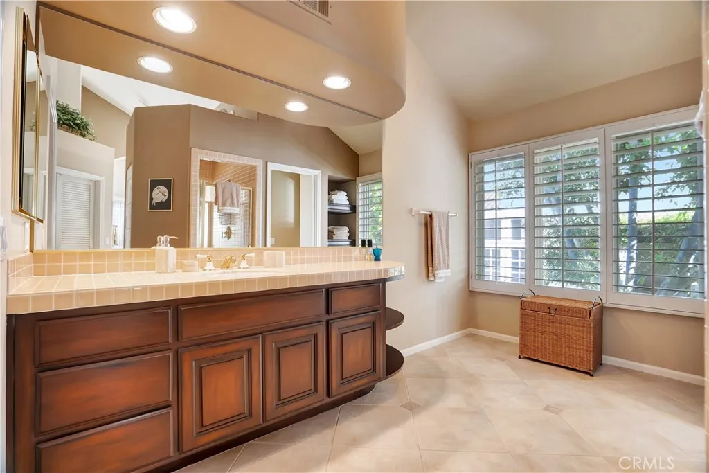 Additional image 118 of 24876 Paseo Primario, Calabasas, CA 91302