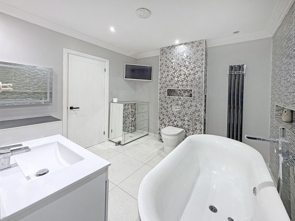 Additional image 31 of 5 bed detached bungalow for salePark Avenue, Hartlepool, 0 TS26