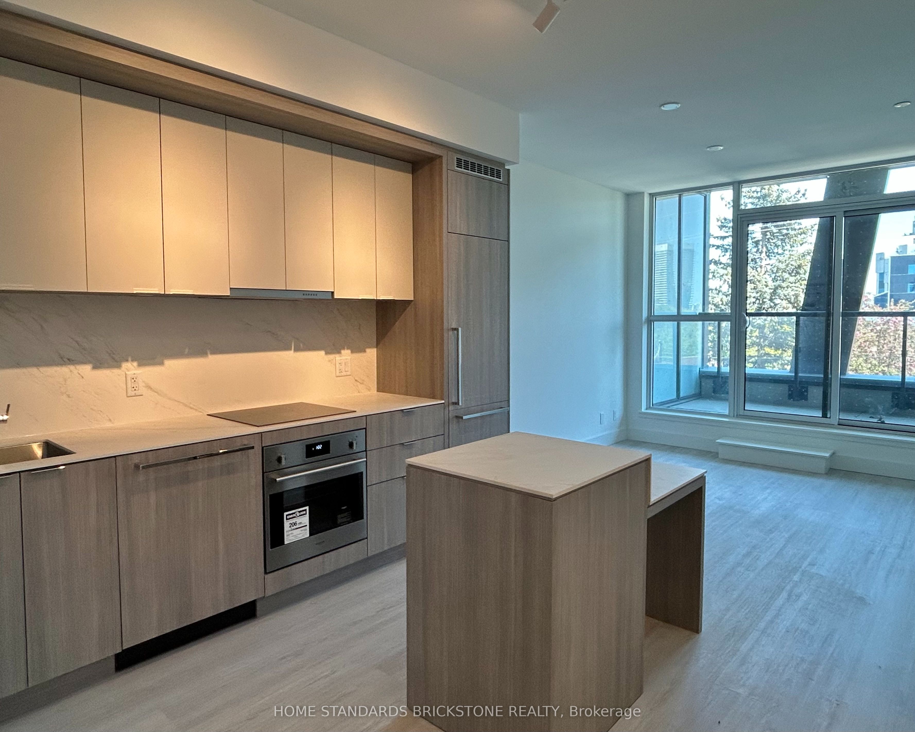Additional image 2 of 221-6 Greenbriar Road, Toronto, ON, M2K 0H6