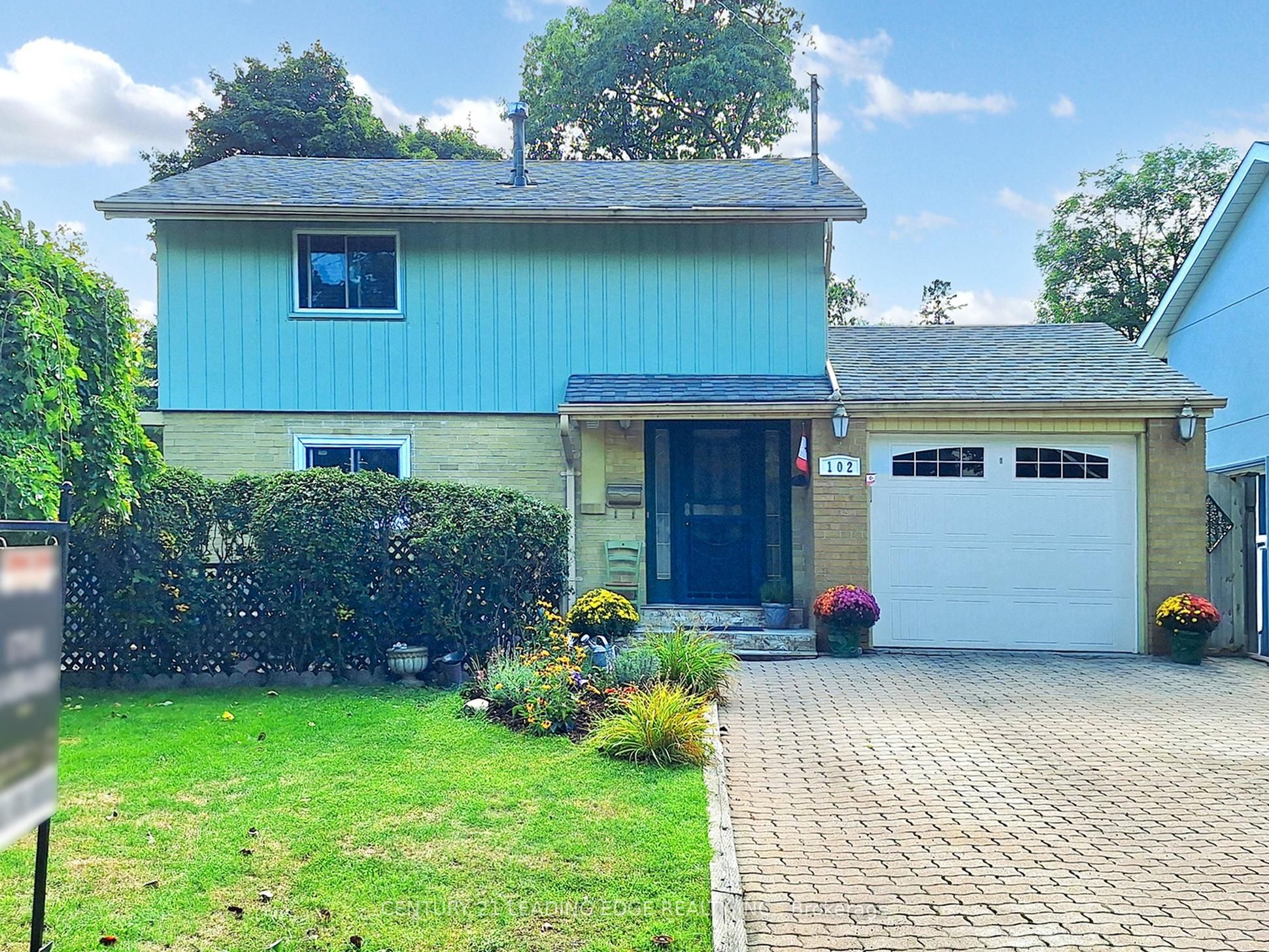 102 Botany Hill Road, Toronto, ON, M1G 3K7