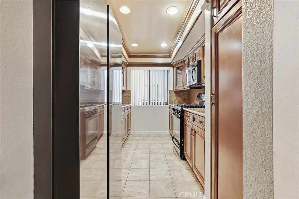 Additional image 49 of 330 Burchett Street Unit 206, Glendale, CA 91203