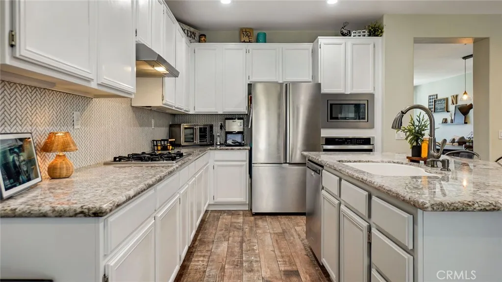 Additional image 64 of 15054 Granite Peak Avenue, Fontana, CA 92336