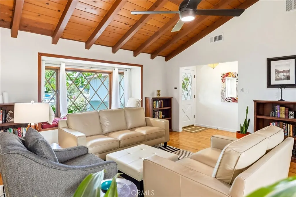 Additional image 32 of 11656 Margate Street, Valley Village, CA 91601