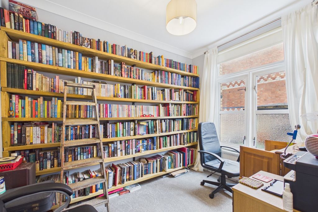 Additional image 12 of 3 bed flat for saleGloucester Road, Ross-On-Wye, Herefordshire HR9