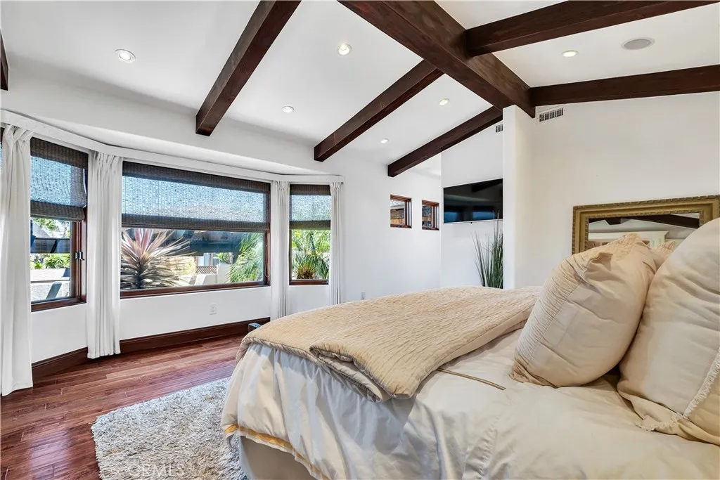 Additional image 102 of 1029 E Acacia Ave, El Segundo, CA 90245