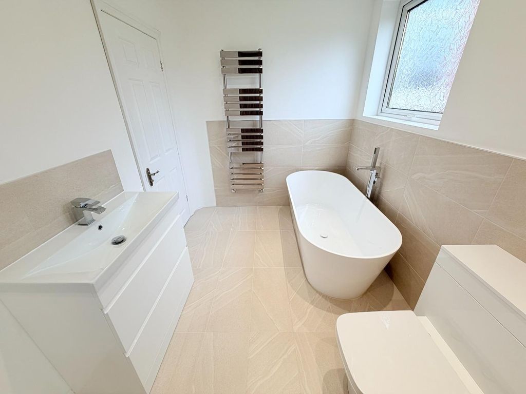 Additional image 33 of 5 bed semi-detached house for saleHutton Avenue, Hartlepool TS26