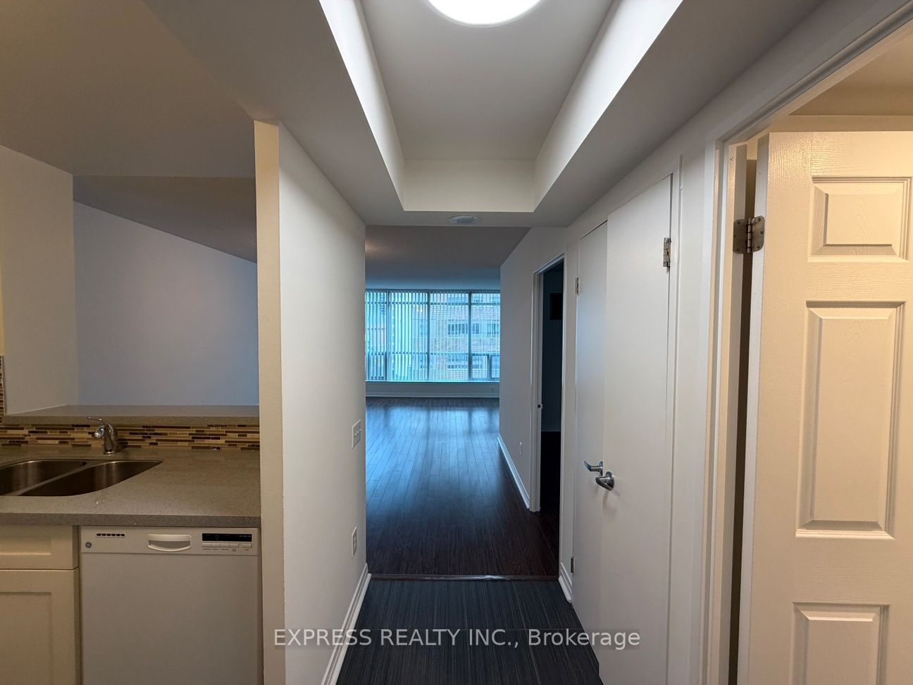 903-942 Yonge Street, Toronto, ON, M4W 3S8