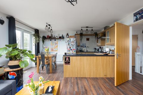 Summit Close, Kingswood BS15