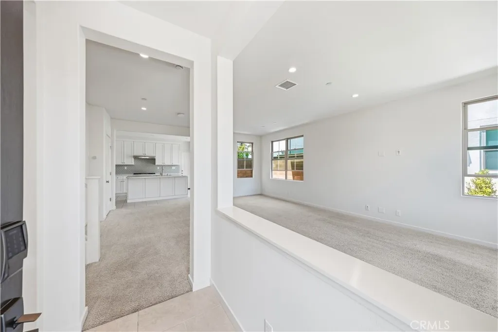 Additional image 37 of 112 Newburry, Irvine, CA 92618