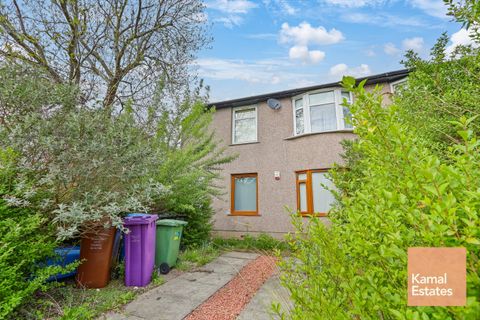 Kingsacre Road, Glasgow G44