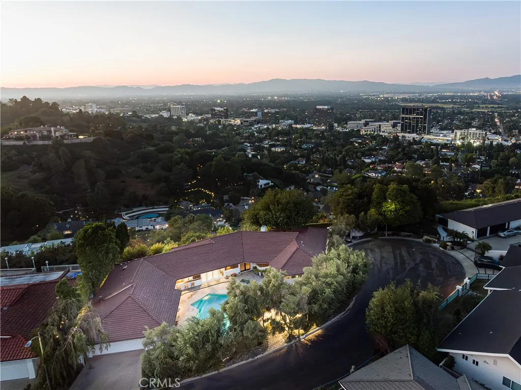 Additional image 50 of 4173 Regal Oak Dr, Encino, CA 91436