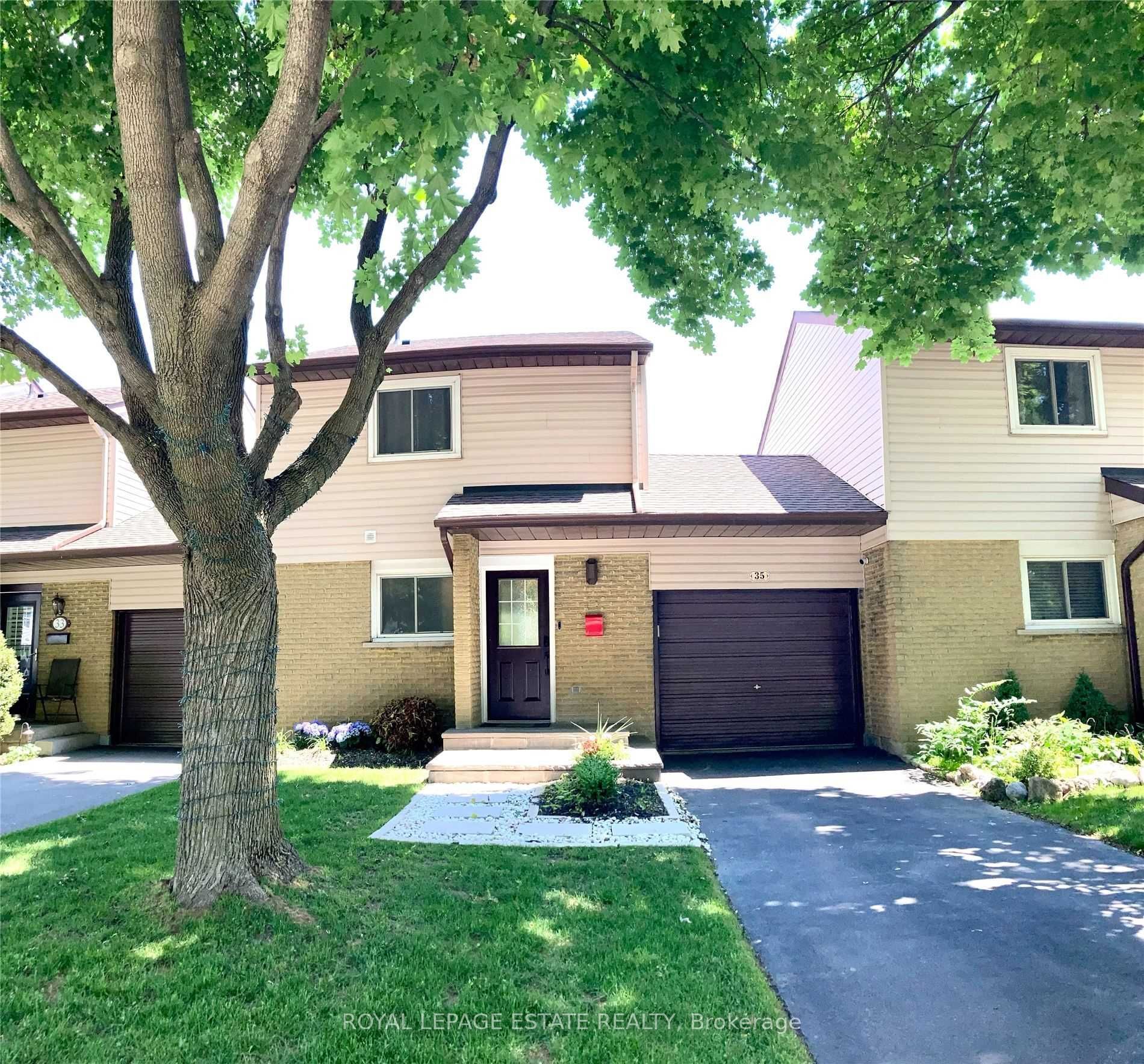 70-35 Queenslea Drive, Hamilton, ON, L8W 1T7