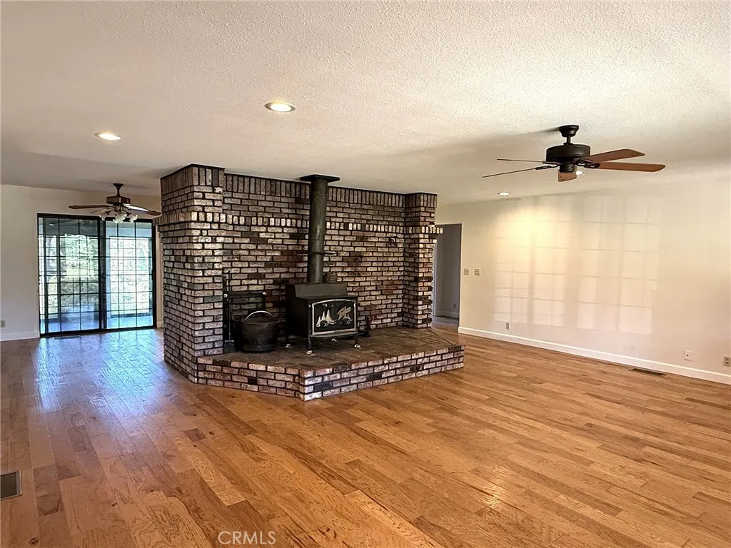 Additional image 12 of 5636 E Whitlock Rd, Mariposa, CA 95338