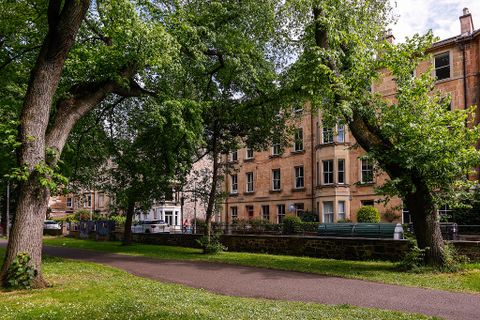 Melville Terrace, Marchmont, Edinburgh EH9