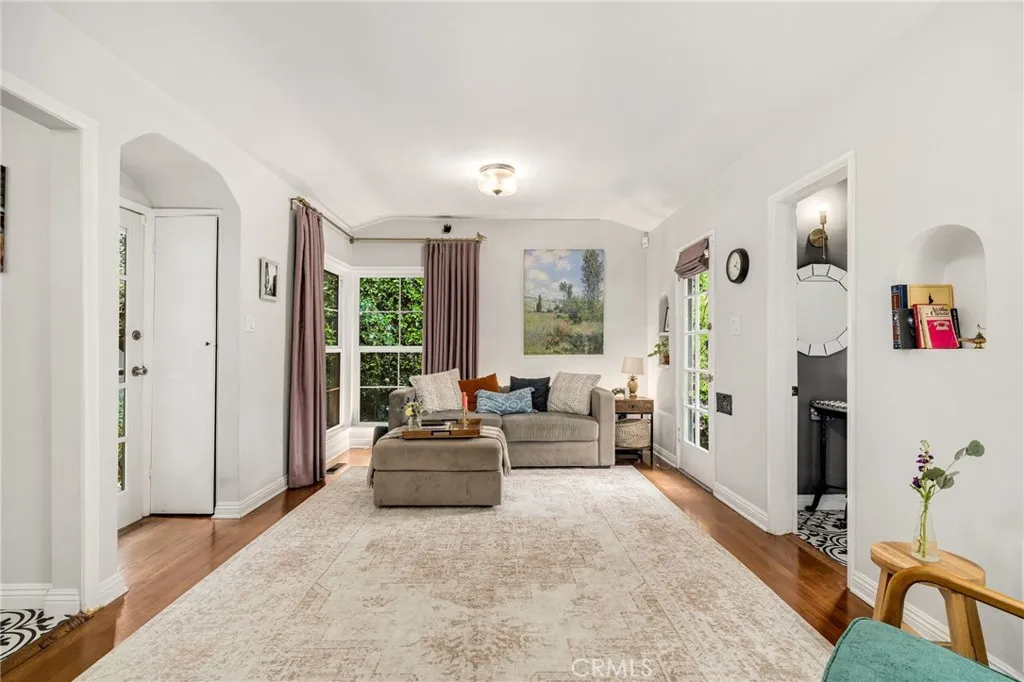 Additional image 29 of 5130 W 20th St, Los Angeles, CA 90016