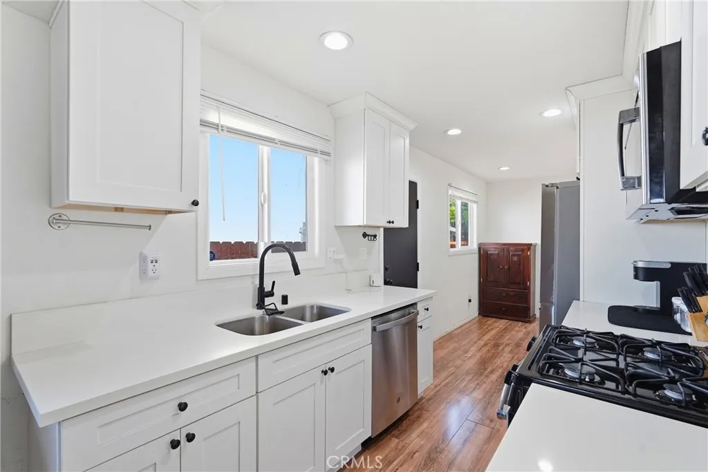 Additional image 46 of 1104 E 111th Drive, Los Angeles, CA 90059