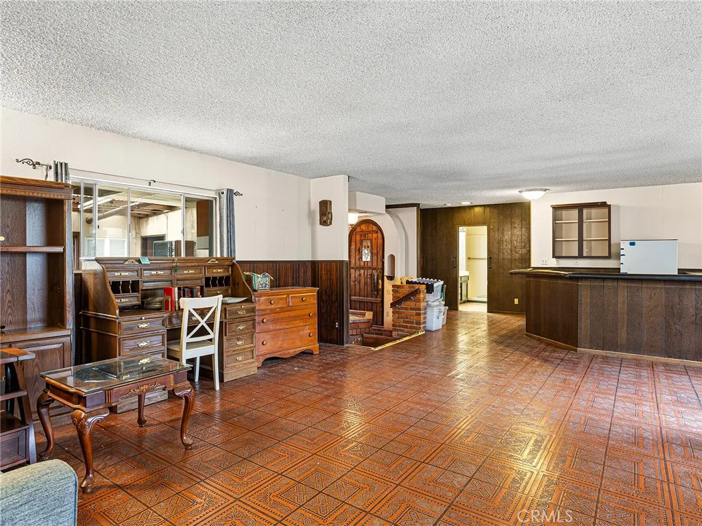Additional image 68 of 836 N Parish Place, Burbank, CA 91506