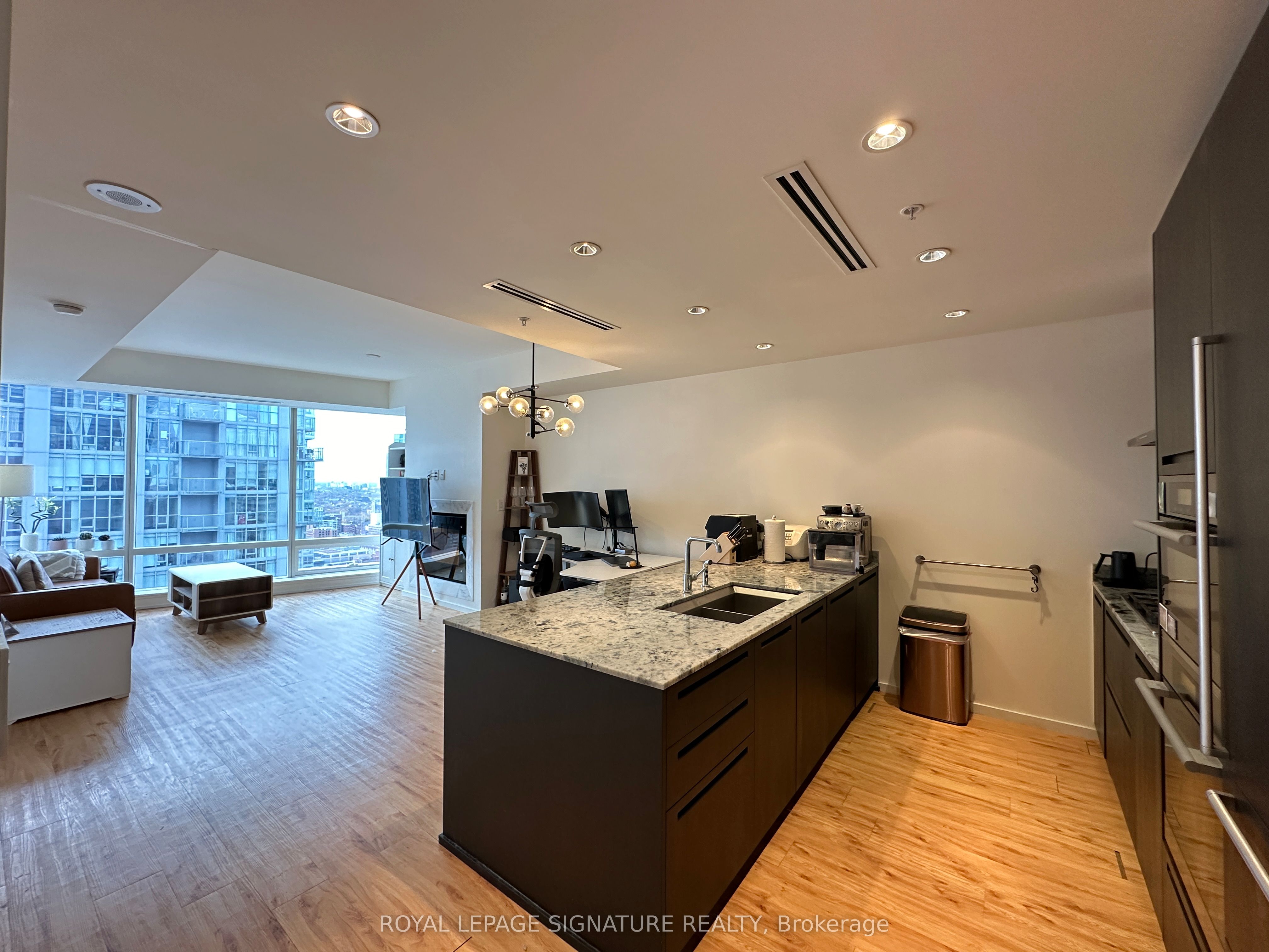 Additional image 2 of 3104-180 University Avenue, Toronto, ON, M5H 0A2