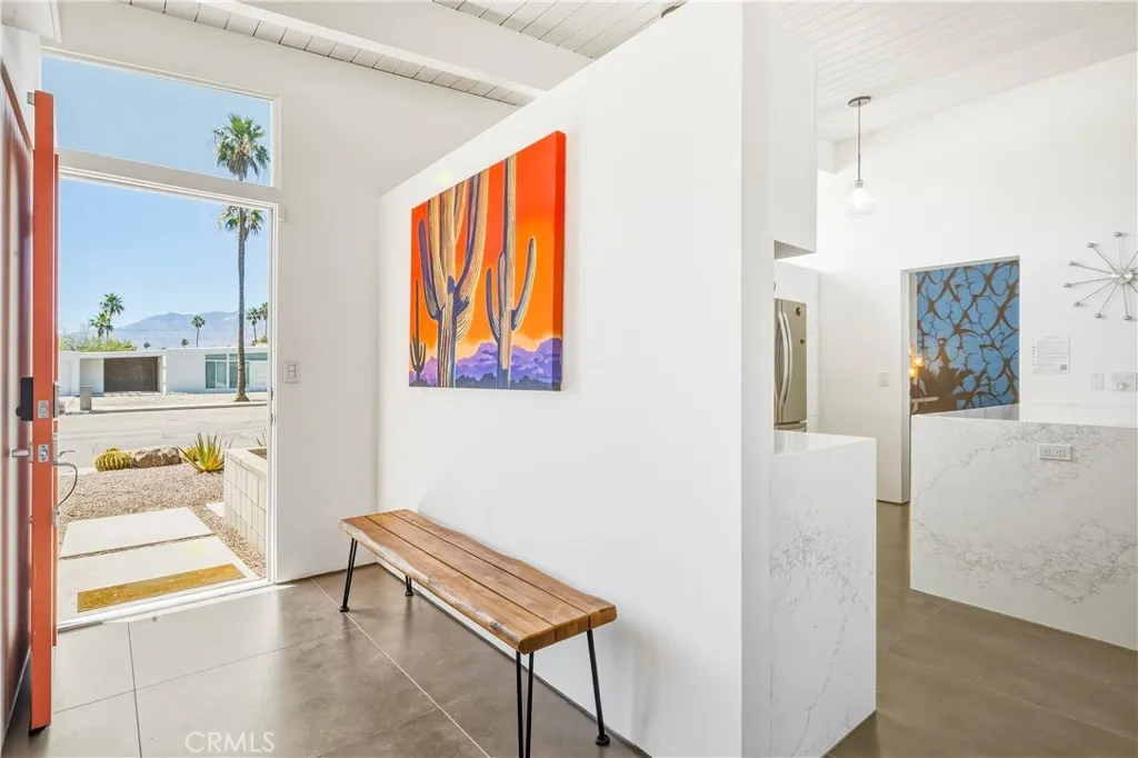 Additional image 5 of 302 E Racquet Club Drive, Palm Springs, CA 92262