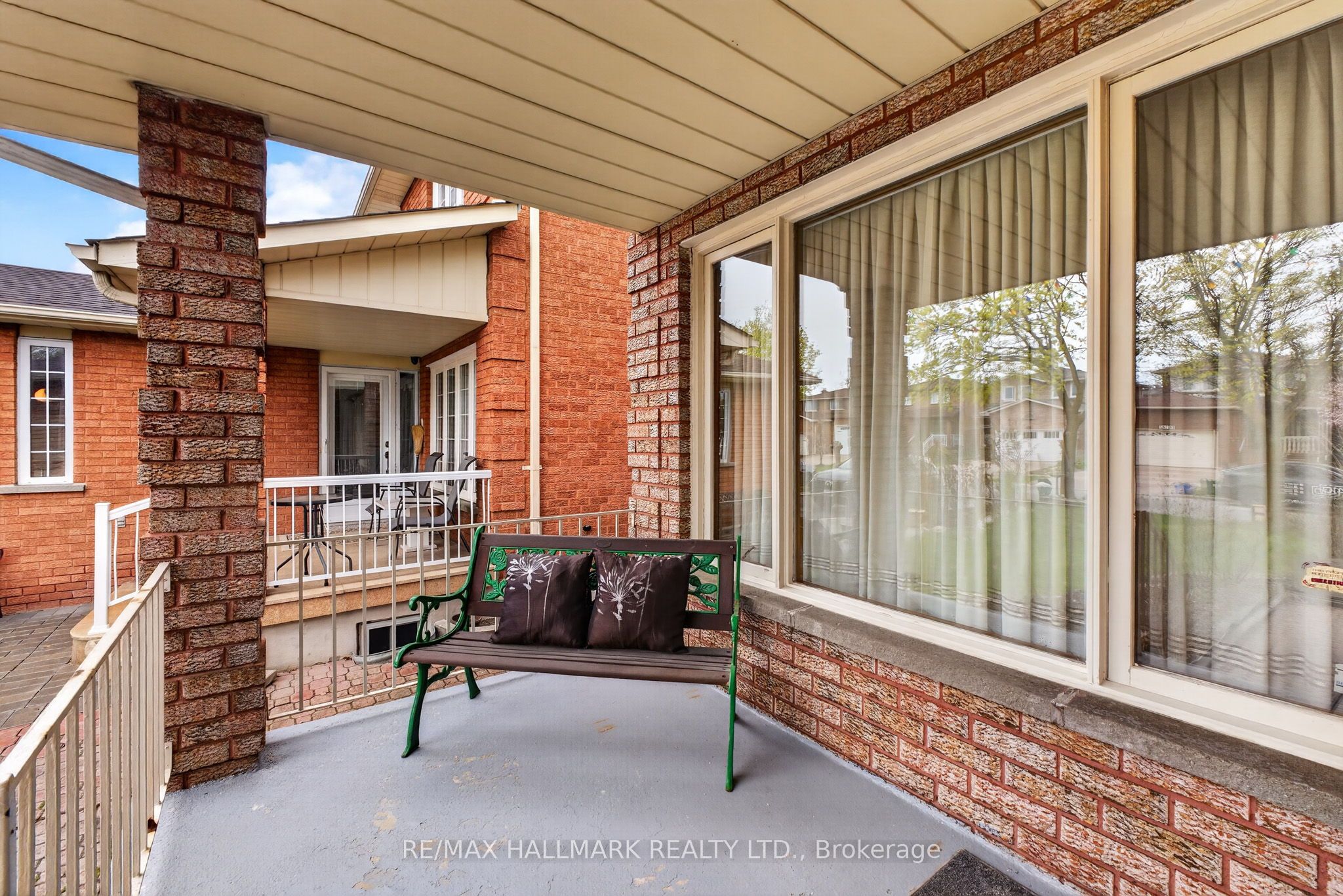 Additional image 2 of 144 Jackman Crescent, Vaughan, ON, L4L 6P1