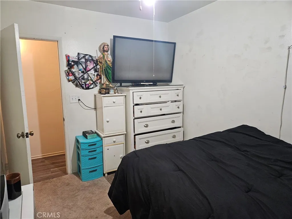 Additional image 95 of 537 E 3rd St, Rialto, CA 92376
