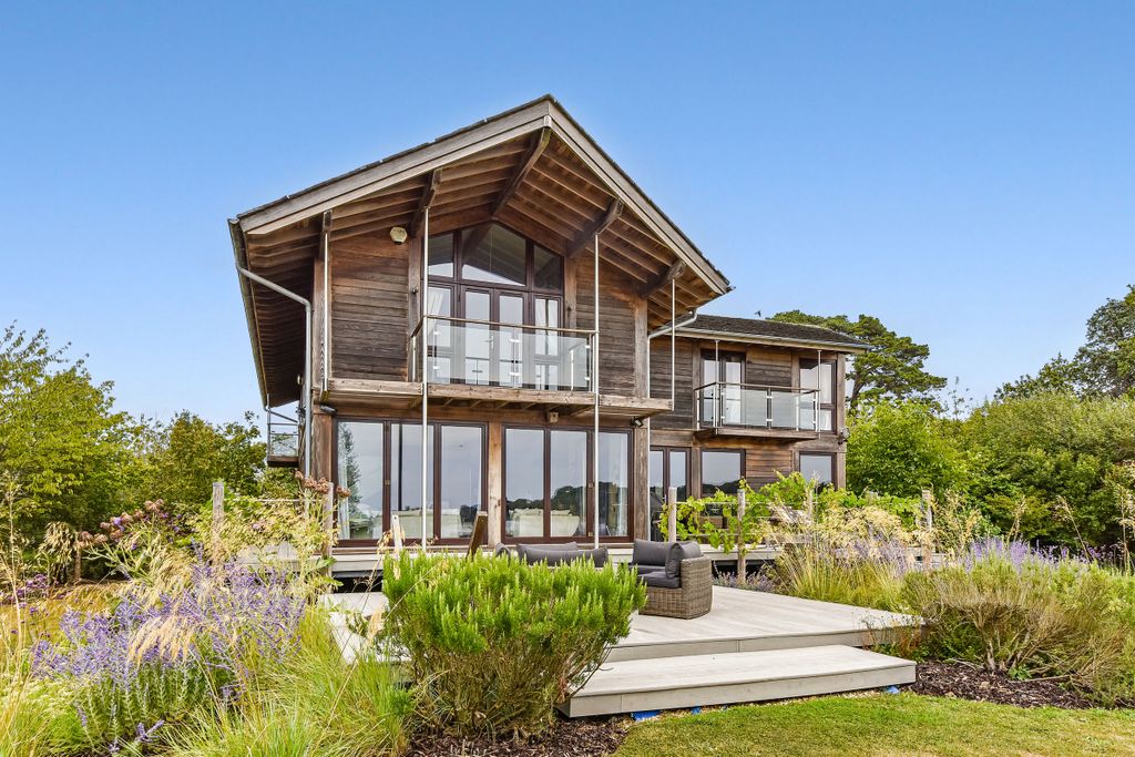 Additional image 3 of 4 bed property for saleSmugglers Lane, Bosham, Chichester PO18