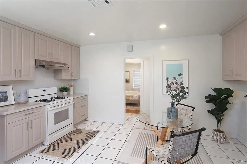 Additional image 11 of 1837 S 7th St, Alhambra, CA 91803