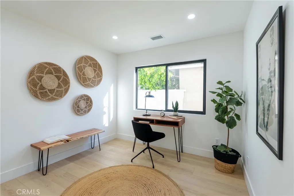 Additional image 28 of 1719 Landis St, Burbank, CA 91504
