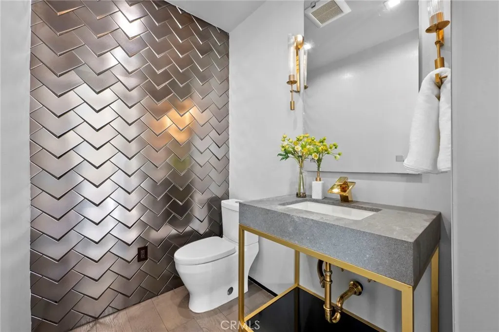 Additional image 69 of 2033 Glencoe Way, Los Angeles, CA 90068