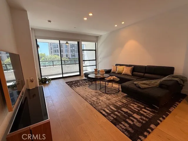 Additional image 23 of 10777 Wilshire Blvd Unit 310, Los Angeles, CA 90024
