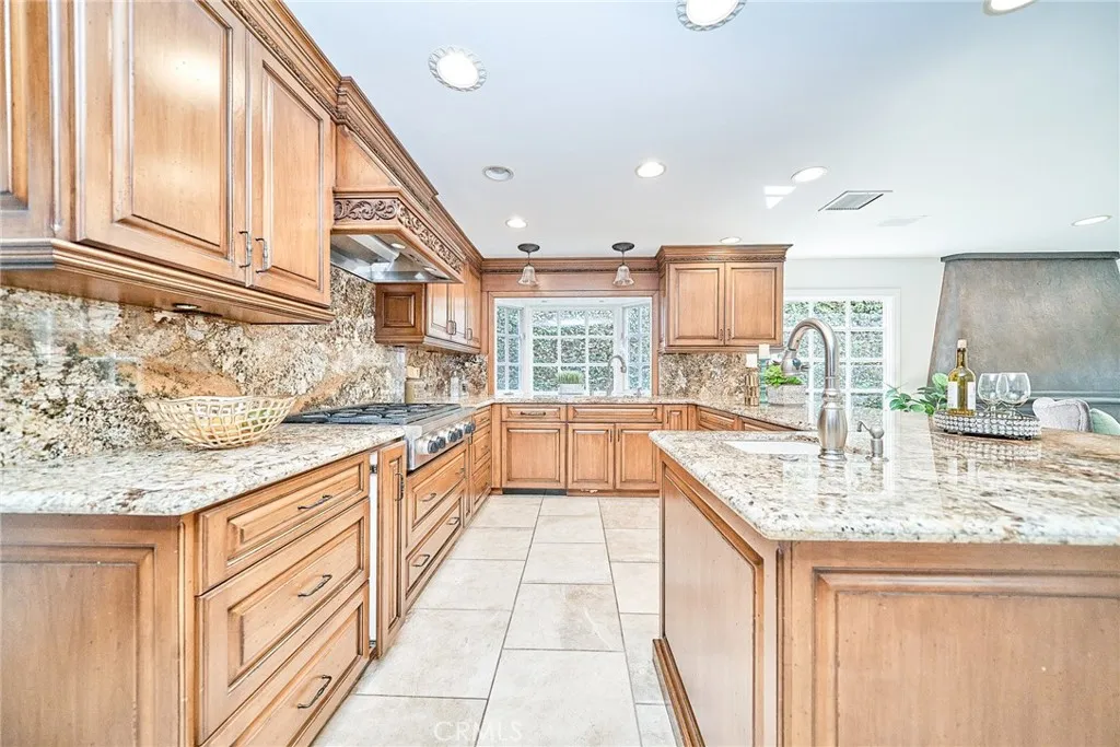 Additional image 15 of 15 Ensueno E, Irvine, CA 92620