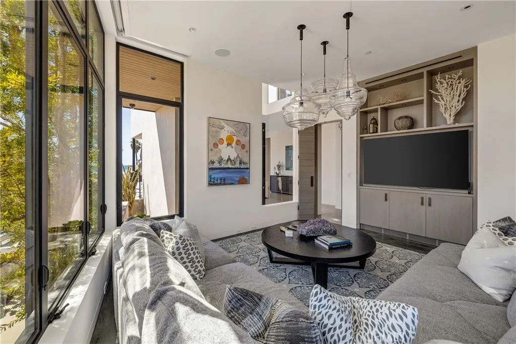 Additional image 94 of 41 21st St, Hermosa Beach, CA 90254