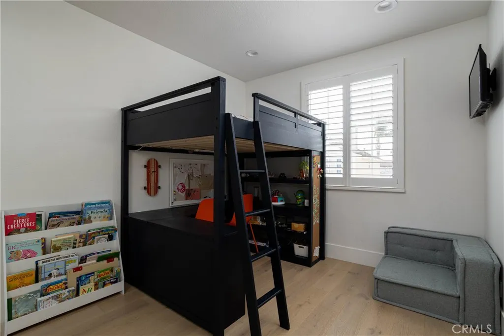 Additional image 45 of 293 Mesa Dr, Costa Mesa, CA 92627