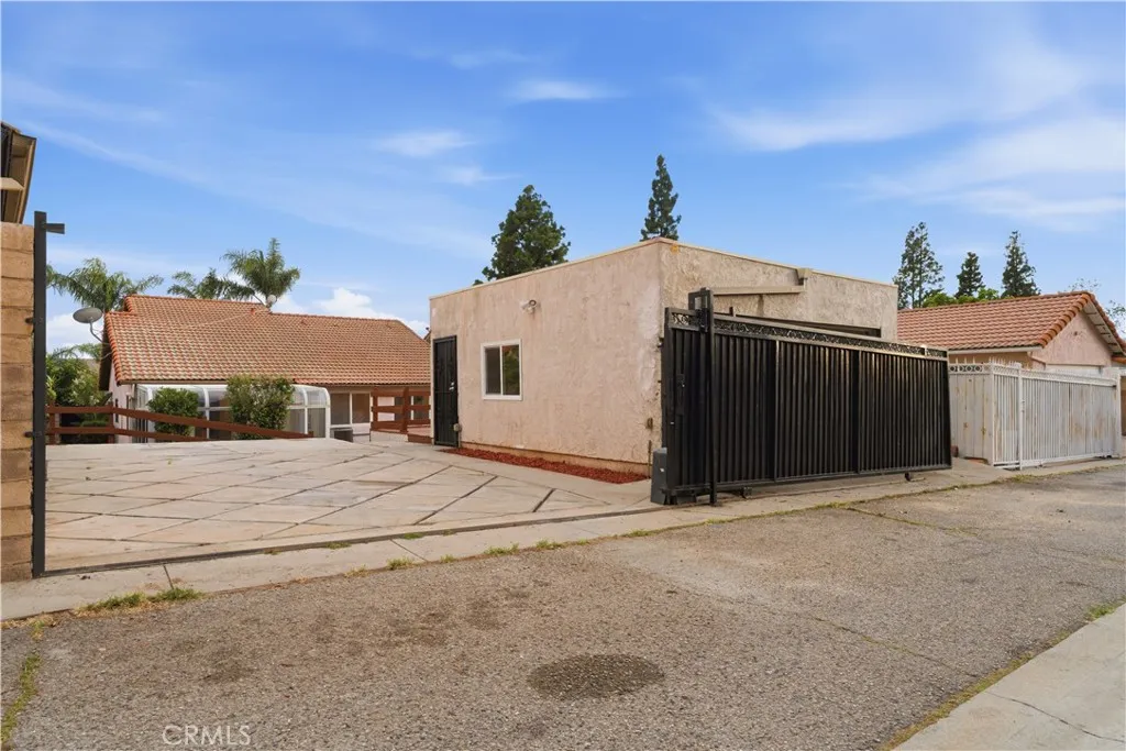 Additional image 6 of 15863 foothill Blvd, Rancho Cascades, CA 91342