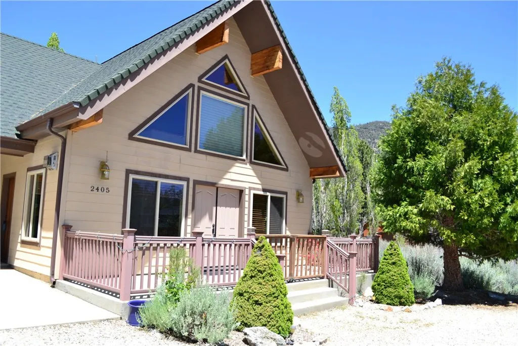 Additional image 3 of 2405 Symonds Dr, Pine Mountain Club, CA 93222